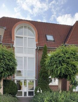 Gepflegte 3-Zi.-Wohnung mit Terrasse und Tiefgaragenstellplatz - Delmenhorst