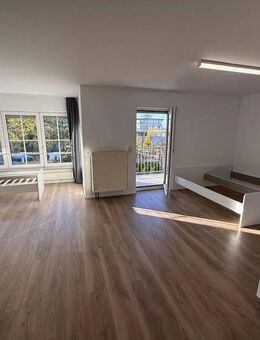 2-Zimmer-Wohnung mit Balkon & EBK - sofort bezugsfrei - Nürnberg