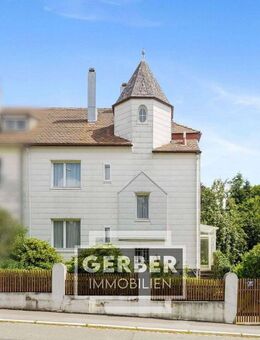 Herrschaftszeiten: DHH mit Türmchen und romantischen Garten - Münchberg