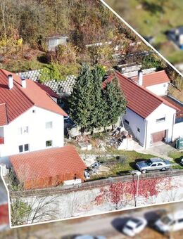 2 ZFH auf großem Grundstück mit Entwicklungspotential - Nittendorf (Markt)