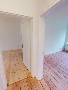 Charmante, frisch renovierte 2,5-Zimmer-Whg. mit Balkon - ruhig gelegen am Rand des Schanzenviertels - Hamburg