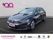 VW Passat Variant, 1.4 TSI GTE VC Massagesitze, Jahr 2021 - Köln