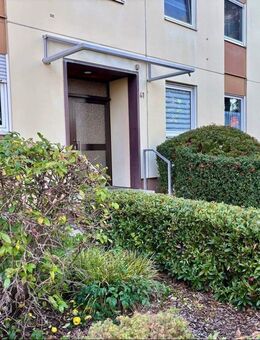 3,5- (oder 4-) Zimmer-Wohnung mit Loggia in Röthenbach mit herrlichem Ausblick! - Nürnberg