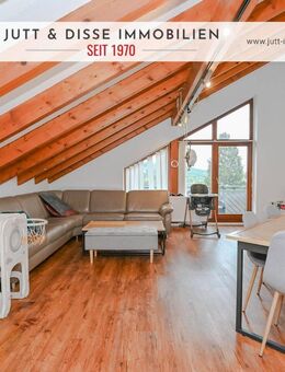 Sonnige Aussicht/gepflegte 2-Zimmer Dachgeschosswohnung mit 2 Balkonen und Garage in Gaggenau - Gaggenau