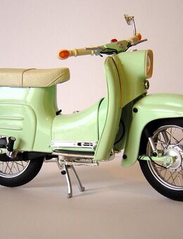 Schwalbe KR51/1 von Simson im Maßstab 1:10 von Schuco - Zella-Mehlis