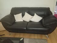 3er und 2er Sofa, schwarz, Lederoptik - Dortmund