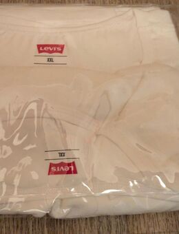 Neue Levis T-Shirts - Zeitz