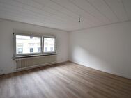 Renoviert & Bezugsfrei! 3-Zimmer-Whg in Krefeld-City - Krefeld