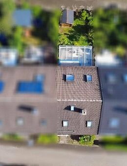 Reihenmittelhaus mit Charme, Garten & viel Raum für Träume! - Schlaitdorf