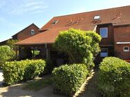 4-Zimmer-Reihenmittelhaus mit idyllischem Garten, Carport, Terrasse und ausgebautem Dachgeschoss - Rostock
