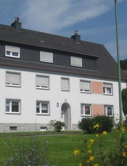 KLEINE, RUHIGE 3-ZIMMER WOHNUNG IN EINEM 3-FAMILIENHAUS - Lüdenscheid