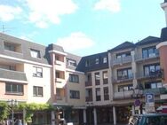 Möbliertes Apartment mit Balkon in der Innenstadt von Homburg - Homburg