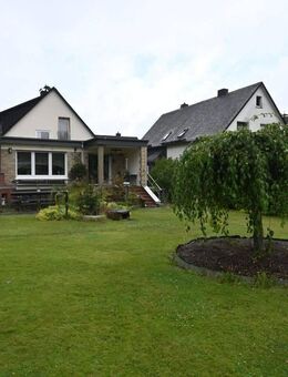 Freistehendes Einfamilienhaus in bevorzugter Wohnlage von Brilon - Brilon