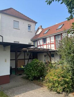 Großes Zweifamilienhaus mit viel Potenzial und neuer Heizung! - Nidderau