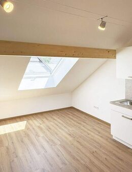 Charmante Dachgeschosswohnung im modernen Design - perfekt für Singles oder Paare - Zwiesel