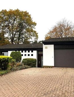 Gepflegte, helle Bungalowhälfte (ca. 170,00 m² Wfl.), auf ca. 667,00 m² Grundstück in Ehestorf - Rosengarten (Niedersachsen)
