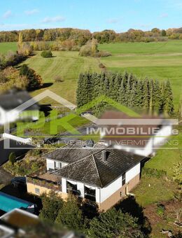 Ihr neues Zuhause in Elsoff - Familienhaus mit möglicher ELW, viel Platz, Garten, Kamin & Sauna - Elsoff (Westerwald)