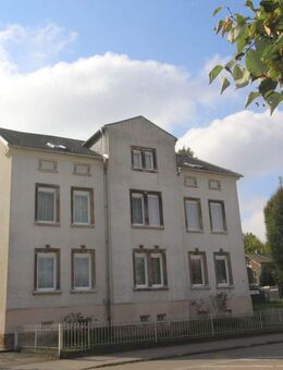 Tolle große Wohnung zur Verwirklichung von Wohnträumen! Stellplatz! Dachgeschoss! - Burgstädt