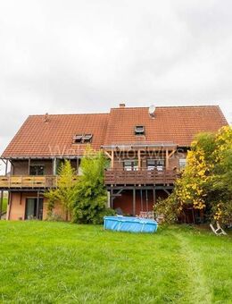 Zwei Häuser auf 1.994 m² - Grundstück / gepflegter Zustand / vollständig vermietet - Windeck