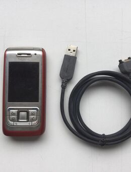 Nokia Vintage Handy Mobiltelefon E65-1 50MB mit Kabel - Fulda