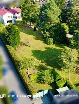 Repräsentatives Einfamilienhaus auf parkähnlichem Grundstück mit 2.926 m² in exponierter Wohnlage - Schweinfurt