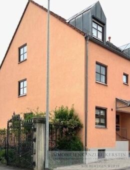 Viel Platz für die Familie und fußläufig zur Innenstadt: Großes REH mit Garten, Carport, Keller in ruhiger Zentrumsla... - Forchheim (Bayern)