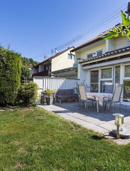 Gepflegte Doppelhaushälfte zum Wohlfühlen - mit Terrasse und Garten - Kirchheim (Teck)