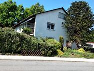 KL-West: Freistehendes Mehrfamilienhaus mit 5 Wohnungen, Garten und großer Garage - Kaiserslautern