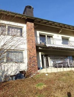 Herrliche Sonnentage auf der Traumterrasse - Freistehendes Einfamilienhaus mit Garten in Regen - Regen