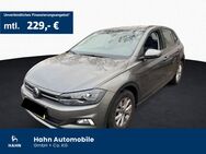 VW Polo, 1.0 TSI Highline Einpark, Jahr 2020 - Fellbach