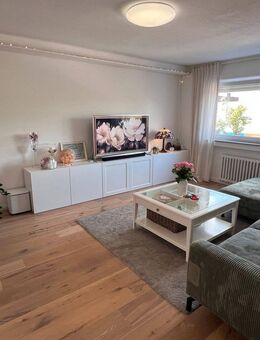 Moderne, helle Eigentumswohnung mit Aufzug & Stellplatz in Duisburg-Walsum - Duisburg