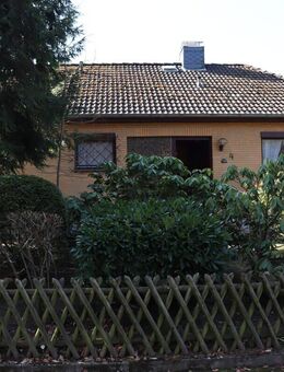 Einfamilienhaus im Dornröschenschlaf - Mölln (Schleswig-Holstein)