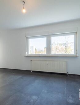 AUSZEIT - komplett renovierte Etagenwohnung mit überdachtem Balkon in Wellesweiler! - Neunkirchen (Saarland)
