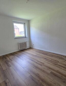 Frisch renovierte 3-Zimmer-Wohnung mit Balkon in Kropp - Kropp