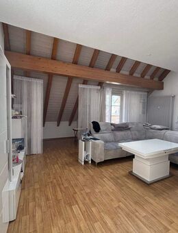 4,5-Zimmer-Dachgeschosswohnung in Steinen mit Dachterrasse - Steinen (Baden-Württemberg)