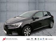 Renault Clio, TCe 90 EQUILIBRE, Jahr 2023 - Hof