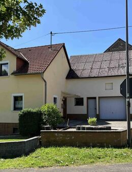 Schönes Einfamilienhaus mit ebenerdigem Grundstück in Daun-Weiersbach - Daun