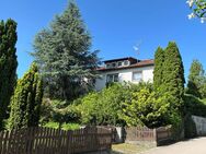Großzügiges Einfamilienhaus mit ausgebautem DG in Hanglage mit tollem Weitblick in Offingen - Offingen