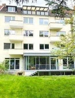 Saniertes MFH, bestehend aus: 1 Luxus EG Wohnung 220 m² mit eigenem, großen Garten, Garage und 9 vermieteten, renovierten WE.. - Hannover