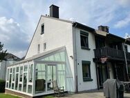 Exklusives Einfamilienhaus in Düsseldorf - Kaiserwerth: Modernes Wohnen in historischer Umgebung - Düsseldorf