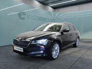 Skoda Superb, 1.5 TSI Combi Style 19, Jahr 2022 - München