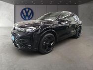 VW Tiguan, 1.5 eTSI R-Line Plus, Jahr 2024 - Frankfurt (Main)