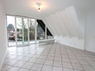 ERSTBEZUG nach Komplettsanierung! 3-Zim.-Maisonette-Wohn. in HH-Schnelsen - Hamburg