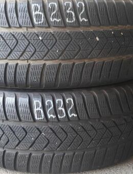 2x Winterreifen Pirelli Sottozero 3 (RSC) 225/45 R18 95H Dot 21-20 5-6mm B232 - Euskirchen Zentrum