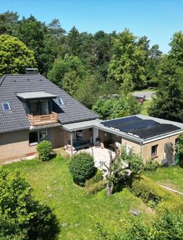 Provisionsfrei: Einfamilienhaus mit Wärmepumpe, Photovoltaik und Einliegerwohnung - Lamstedt