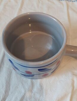 Kleine Steinschale mit Grriff - Krefeld