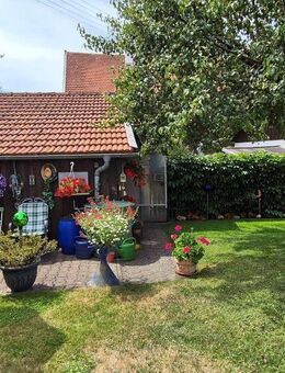 Rott am Lech/ Gemütliche 3-Zimmerwohnung mit Balkon und herrlichem Garten in Ortsrandnähe - Rott (Bayern)