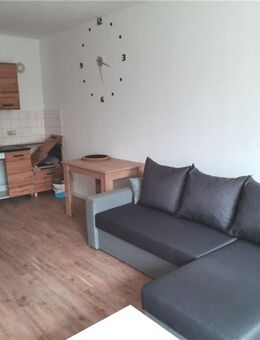 gemütliche Einraumwohnung im Erdgeschoss - Crimmitschau