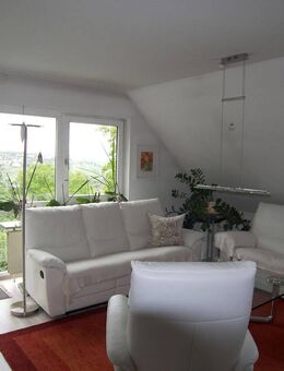 Sonnige 2 Zi Wohnung Gerlingen Panoramastr. mit Balkon + Loggia - Gerlingen