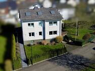 Einfamilienhaus mit gehobener Ausstattung und ca. 195 m² Wfl. in ruhiger Lage von Arnsberg-Oeventrop - Arnsberg